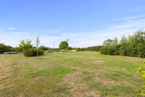 Green Space to the Front