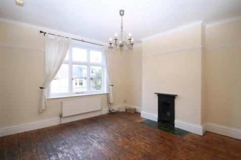 new sitting room 1.JPG