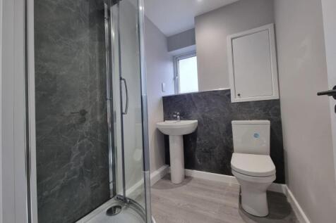 Bathroom suite