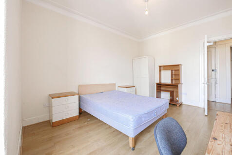Bedroom 2-1
