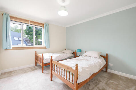 Bedroom 2-1
