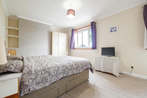 Bedroom 1-2