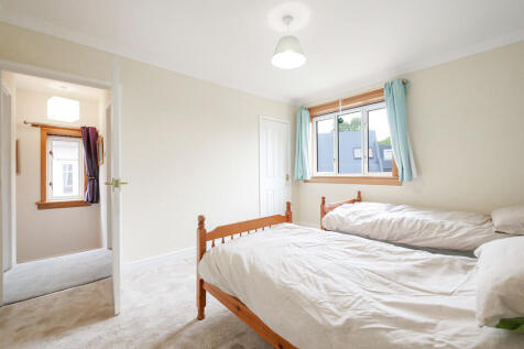 Bedroom2-1
