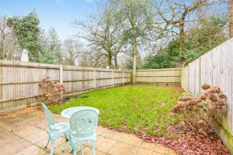 1590753081 - 2 Stanton Grove, KT20 - 6.jpg