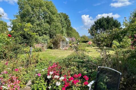 Mature rear garden with views