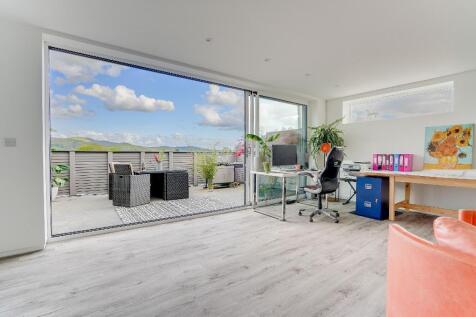 Terrace with hill views is a sun trap!