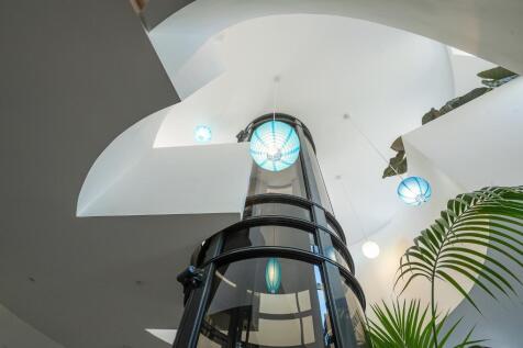 Lift to all three floors