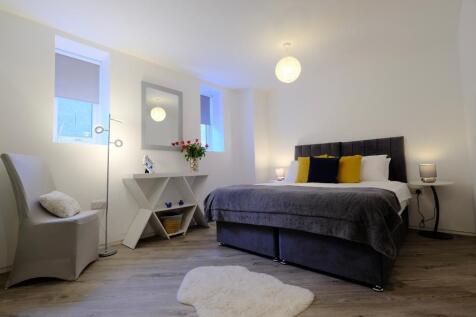 Potential gym currently as a bedroom