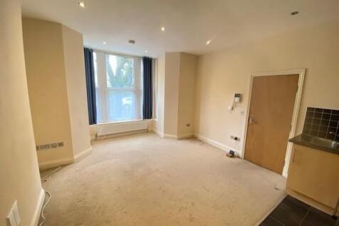 flat 2 connaught.jpg