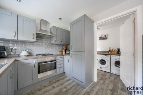 02443ab6af3c4c6bb1925de1e6654e47