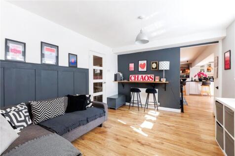 Playroom / Snug