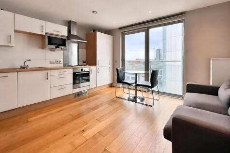 Kitchen / Living Space