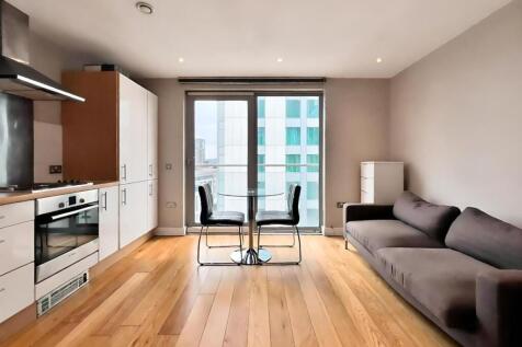 Kitchen / Living Space