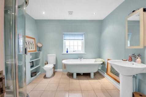 paddock-lodge-13.jpg