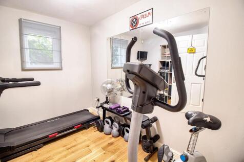 Gym / Study