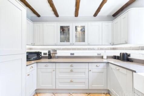 Kitchen/ Breakfast Room