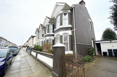 Featured image of post 1 Bedroom Flats Portsmouth : Although we have listed the flat for not.