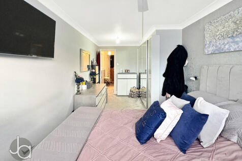 20251128_15153033...