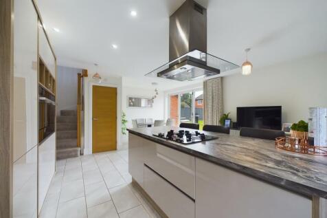 Open Plan Living/Dining/Kitchen