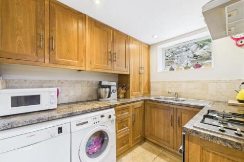 Kitchen (Handmade Oak)