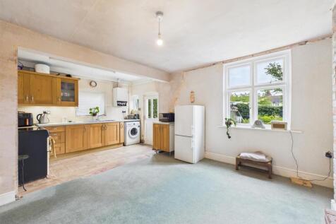 Open Plan Kitchen/Dining Room