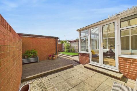 Lrg_CAM05488G0-PR0020-STILL012-thumbnail-h750-70.j