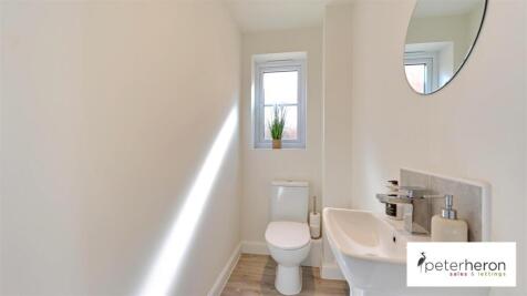 Cloakroom/WC