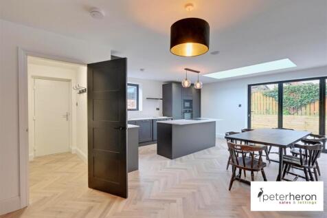 Open Plan Kitchen, Dining And Family Area