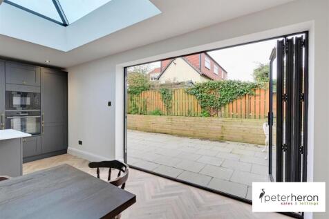 Open Plan Kitchen, Dining And Family Area