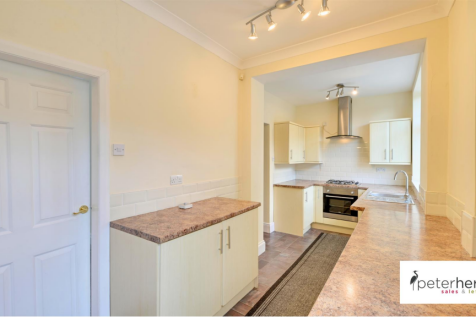 Breakfasting Kitchen