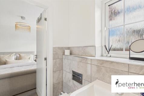 En Suite Shower Room