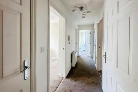 7a36c330-WhatsApp...