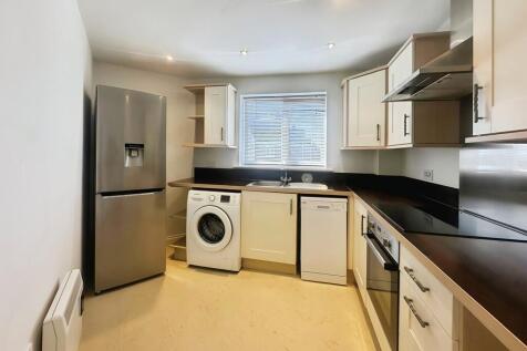 6abef780-WhatsApp...