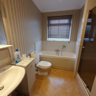 BATHROOM/W.C