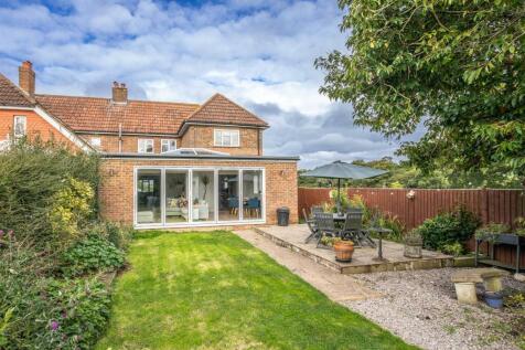 Upper Clayhill Cottage16.jpg