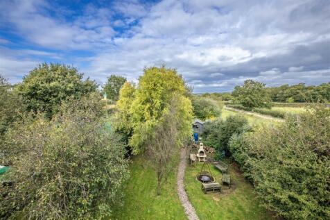 Upper Clayhill Cottage11.jpg