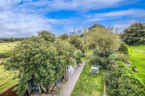 Upper Clayhill Cottage15.jpg