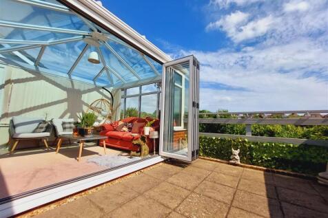 Conservatory &amp; Patio