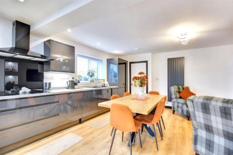 Kitchen Diner_3.jpeg