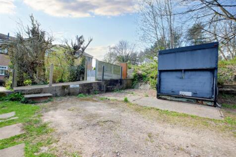 Rear Driveway_5.jpeg