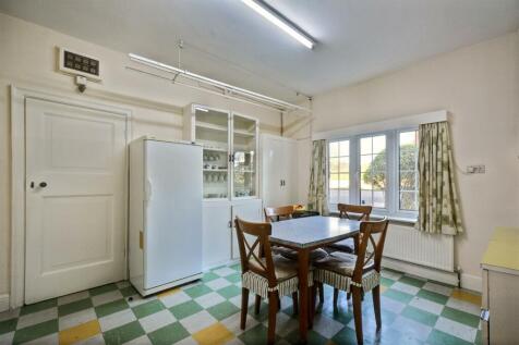 Breakfast Room