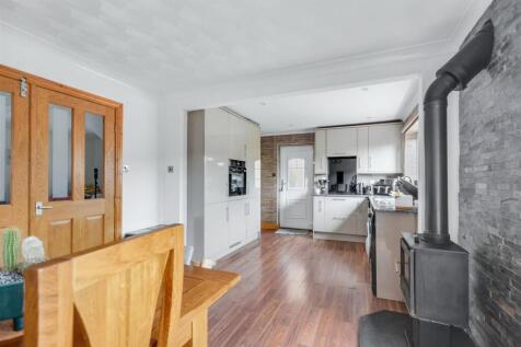 Kitchen Diner_1.jpeg