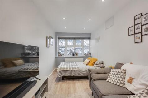 Bedroom 4/Home Office