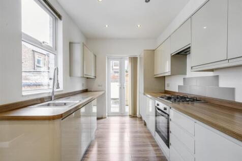 Kitchen_Dinar 1_3.jpeg