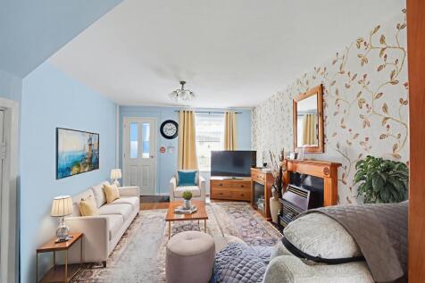 Lounge_1 - Living Room - Standard - 2.jpeg