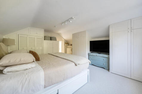 1359534-3-68d5720...