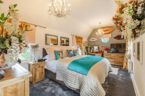 8479735-interior2...