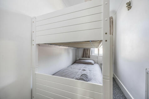 1063 Christchurch...