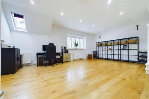 Bedroom/Studio