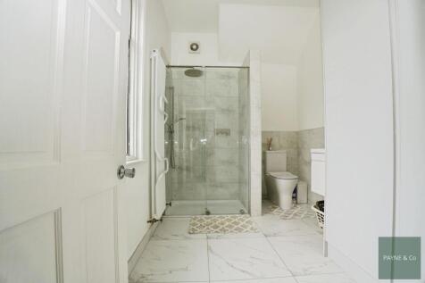 Ground Floor Bathroom/WC